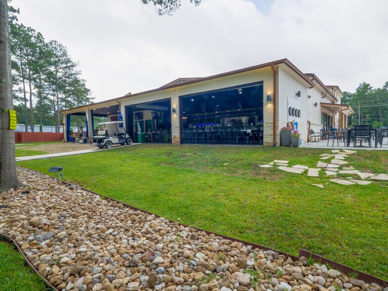 More Photos Of 1355 N Loop 336 E, Conroe Restaurant For Sale