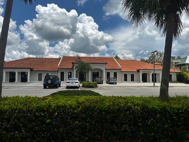 More Photos Of 14131 Metropolis Ave, Fort Myers Medical For Lease