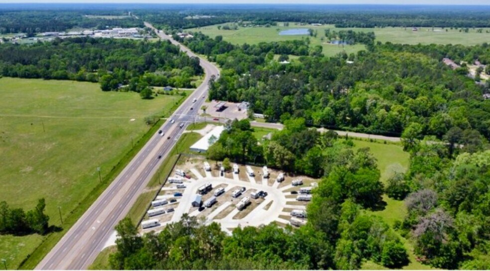 More Photos Of 5264 Ted Trout Dr, Lufkin Trailer Camper Park For Sale