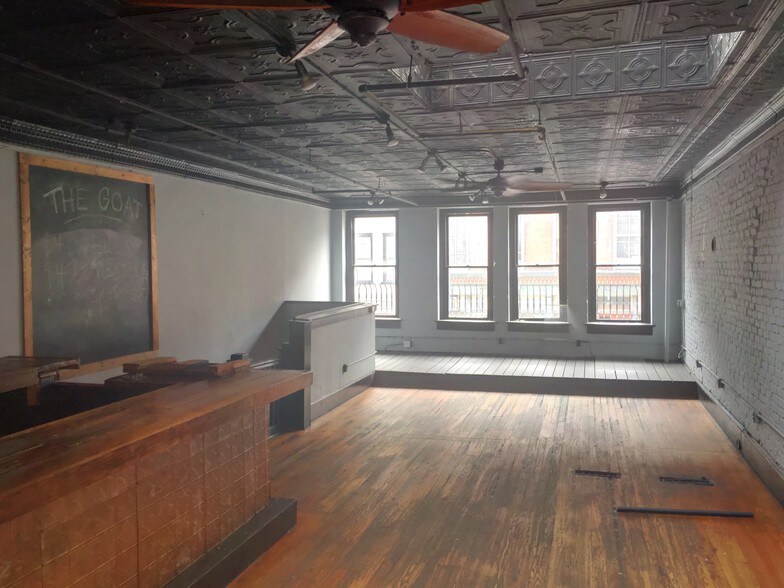 More Photos Of 142 N Jackson St, Athens Storefront Retail Residential For Lease