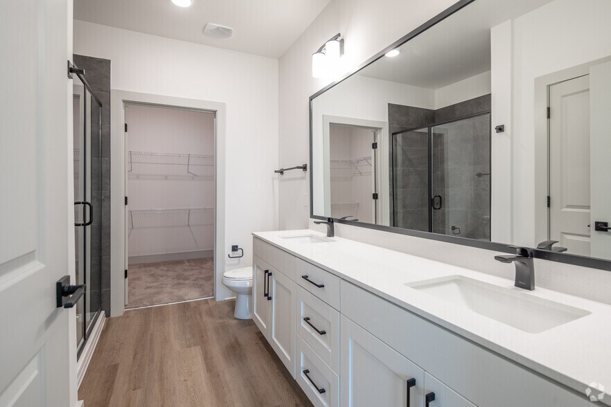 More Photos Of 2141 Century Farms Pky, Antioch Apartments For Lease