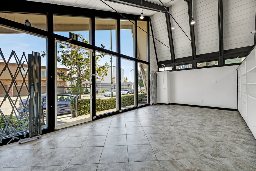 More Photos Of 4319 Piedmont Ave, Oakland Storefront Retail Office For Lease