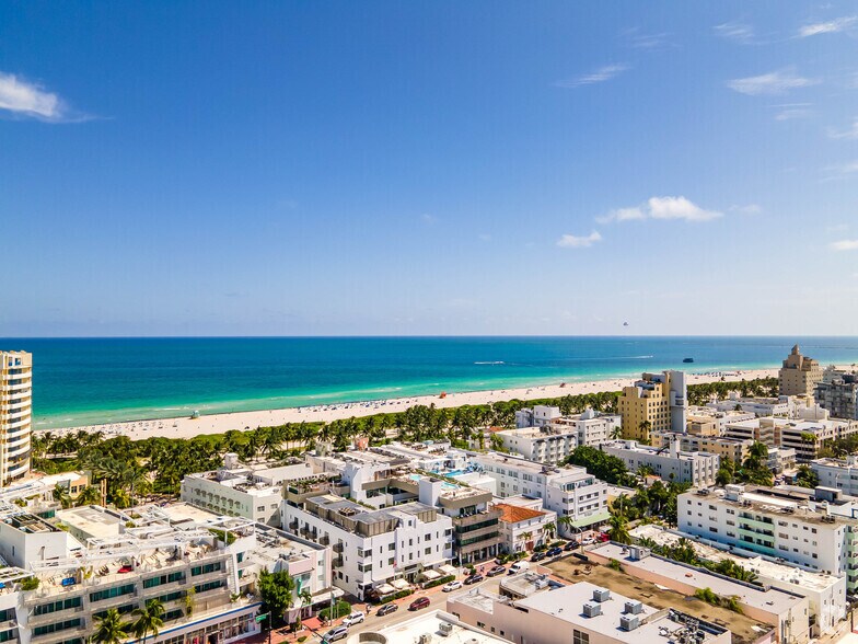 More Photos Of 1435 Collins Ave, Miami Beach Hotel For Lease