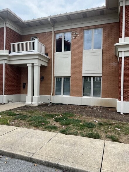 More Photos Of 1700 Ups Dr, Louisville Office For Sale