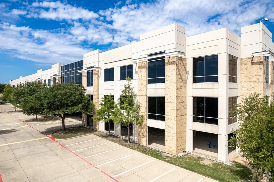 More Photos Of 350 Highland Dr, Lewisville Office For Lease