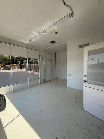 More Photos Of 3612 Oro Dam Blvd E, Oroville Auto Repair For Sale