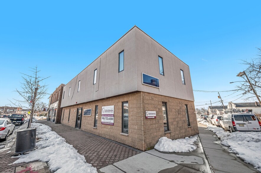 More Photos Of 102-104 S Main St, Manville Office Residential For Lease