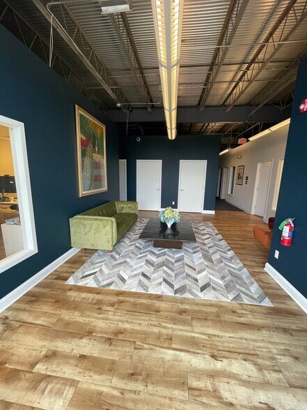 More Photos Of 500-580 Union Square Dr, New Hope Coworking Space