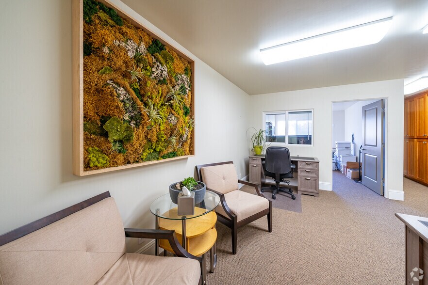 More Photos Of 675 Hartz Ave, Danville Office For Sale