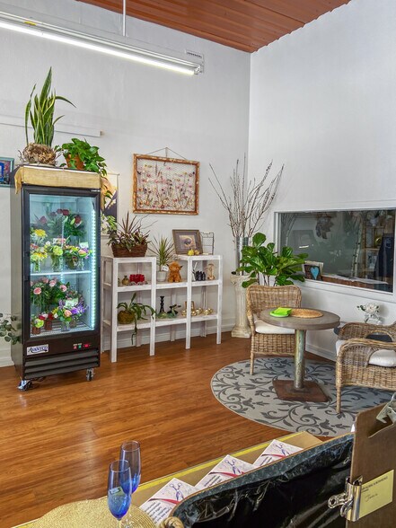 More Photos Of 1719 Main St, Baker City General Retail For Sale