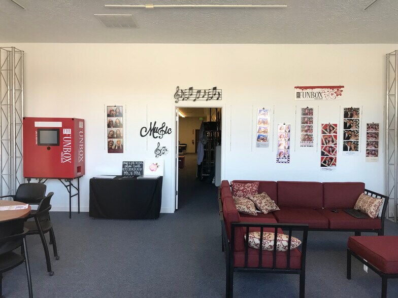 More Photos Of 6423-6521 W Ustick Rd, Boise Unknown For Lease