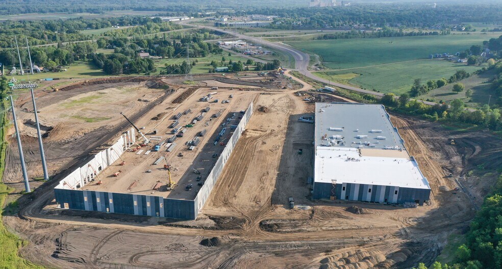 More Photos Of 2175 Colburn Dr, Shakopee Unknown For Lease