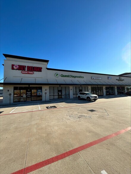 More Photos Of 930 FM 1960 Rd, Houston Freestanding For Lease
