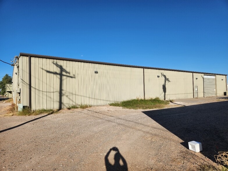 More Photos Of 425 S Main St, Coolidge Manufacturing For Lease