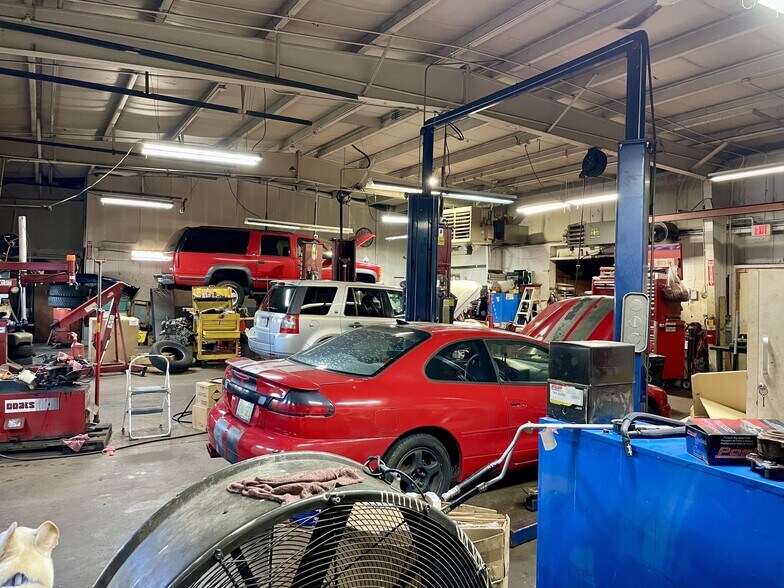 More Photos Of 1111 S West Ave, Waukesha Industrial For Sale