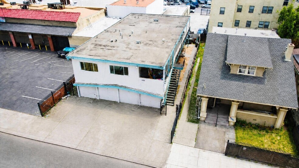 More Photos Of 2426 57th Ave, Oakland Apartments For Sale