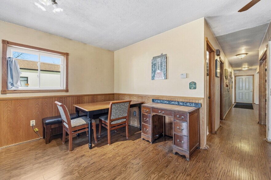 More Photos Of 504 Milwaukee St, Lomira Flex For Sale