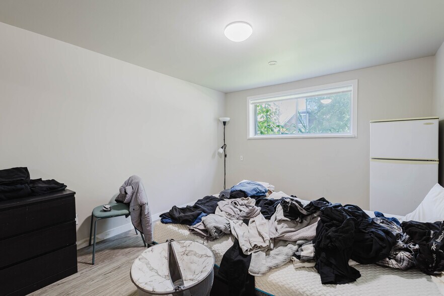 More Photos Of 8504 98 St NW, Edmonton Apartments For Sale