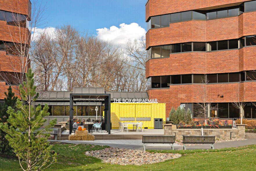 More Photos Of 7900 W 78th St, Edina Unknown For Lease