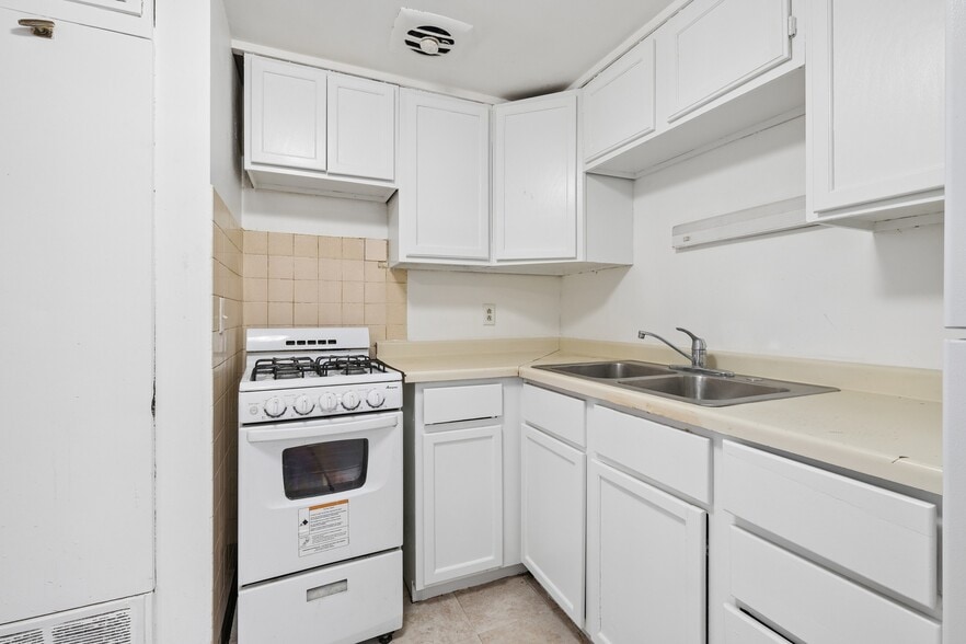 More Photos Of 4525 4th Ave S, Minneapolis Apartments For Sale