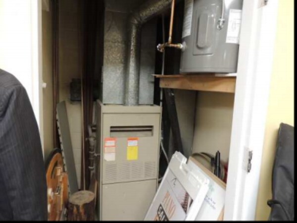 More Photos Of 1278-1288 4th Ave, Prince George Storefront For Lease