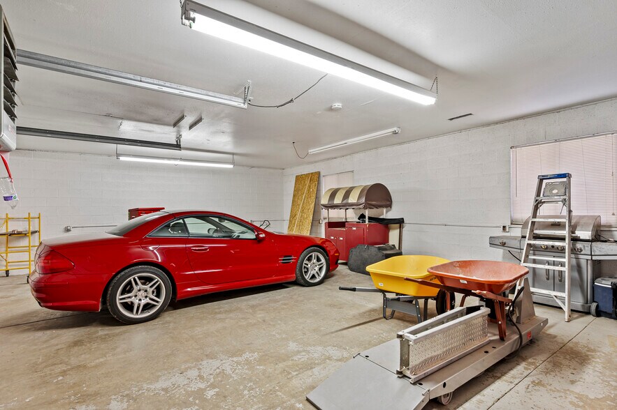 More Photos Of 1157 S Main St, Cedar City Auto Repair For Sale
