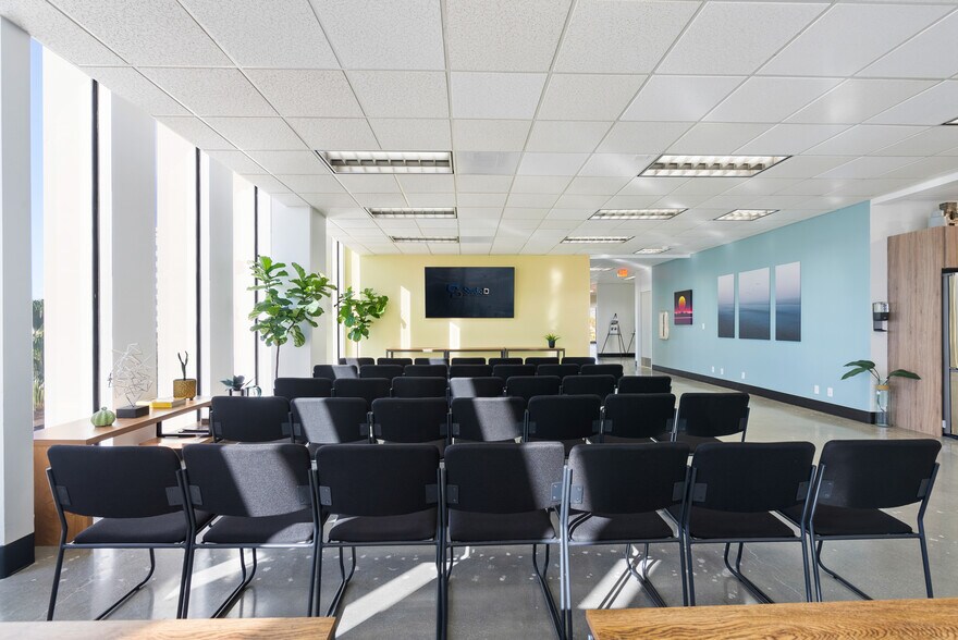 More Photos Of 330 N D St, San Bernardino Medical For Lease