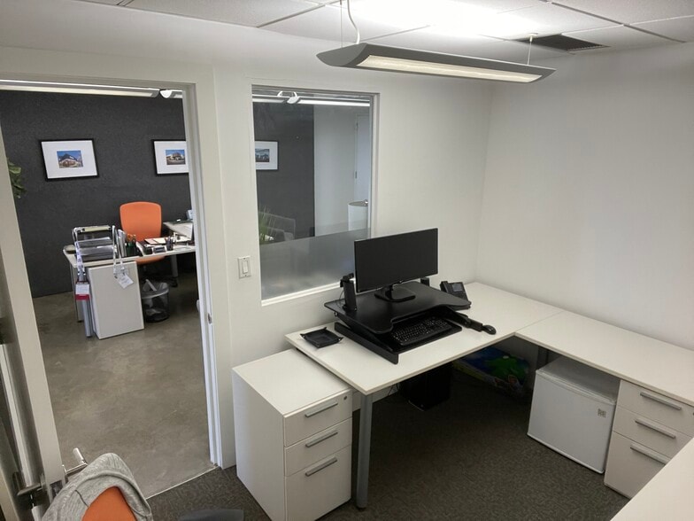 More Photos Of 4770 Biscayne Blvd, Miami Office Residential For Lease