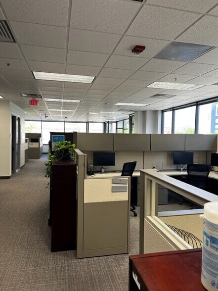 More Photos Of 130 S Main St, South Bend Office For Lease