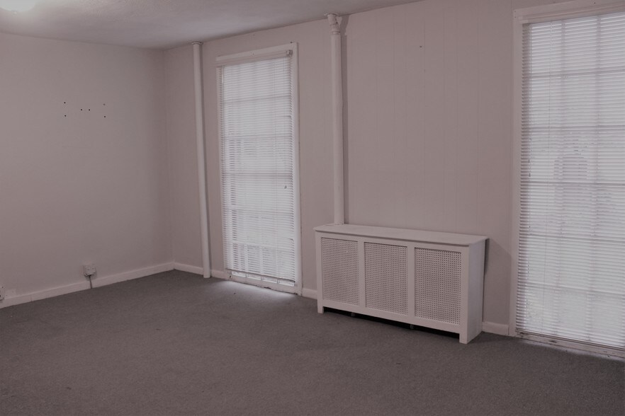 More Photos Of 239 Lexington Ave, Mount Kisco Loft Creative Space For Sale