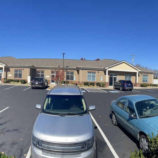 More Photos Of 105 Bluegrass Commons Blvd, Hendersonville Office For Lease