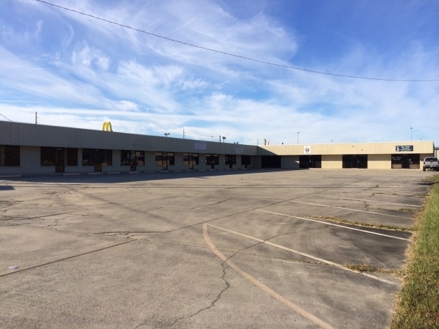 More Photos Of 308 Hwy 90, Waveland Storefront For Sale