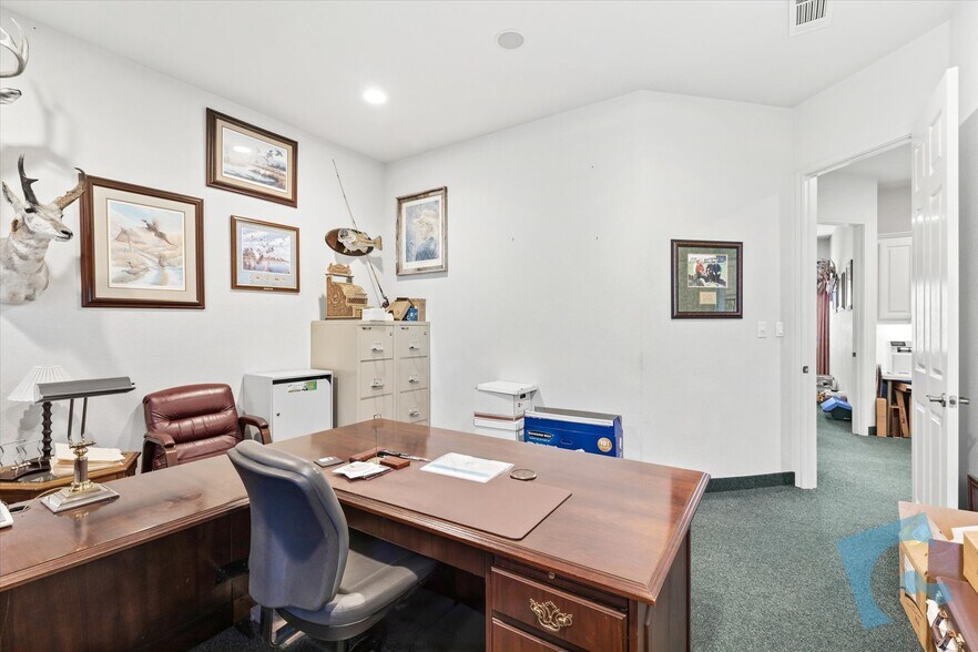 More Photos Of 5316 Bransford Rd, Colleyville Office For Sale