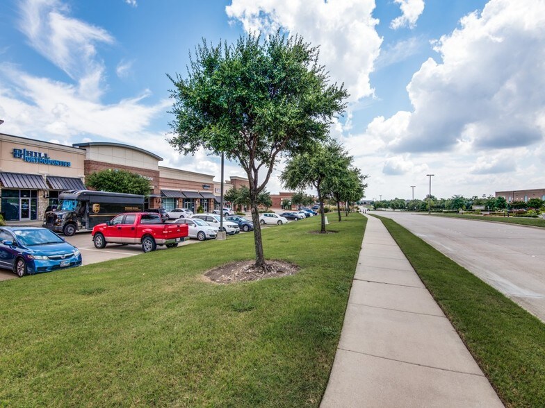 More Photos Of 977 State Highway 121, Allen Land For Sale