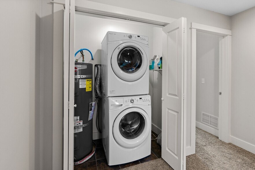 More Photos Of 440 Ice Center Ln, Bozeman Apartments For Sale