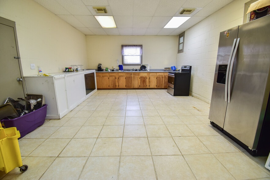 More Photos Of 6611 University Blvd E, Cottondale Religious Facility For Sale