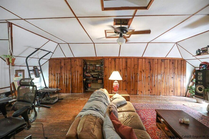 More Photos Of 58 Saint James St, Kingston Apartments For Sale