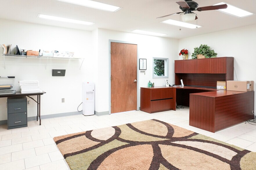 More Photos Of 601 Omaha Dr, Corpus Christi Office For Sale