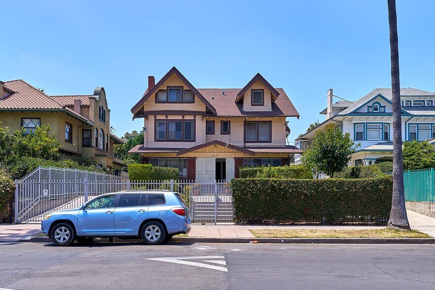 More Photos Of 1041 Elden Ave, Los Angeles Apartments For Sale