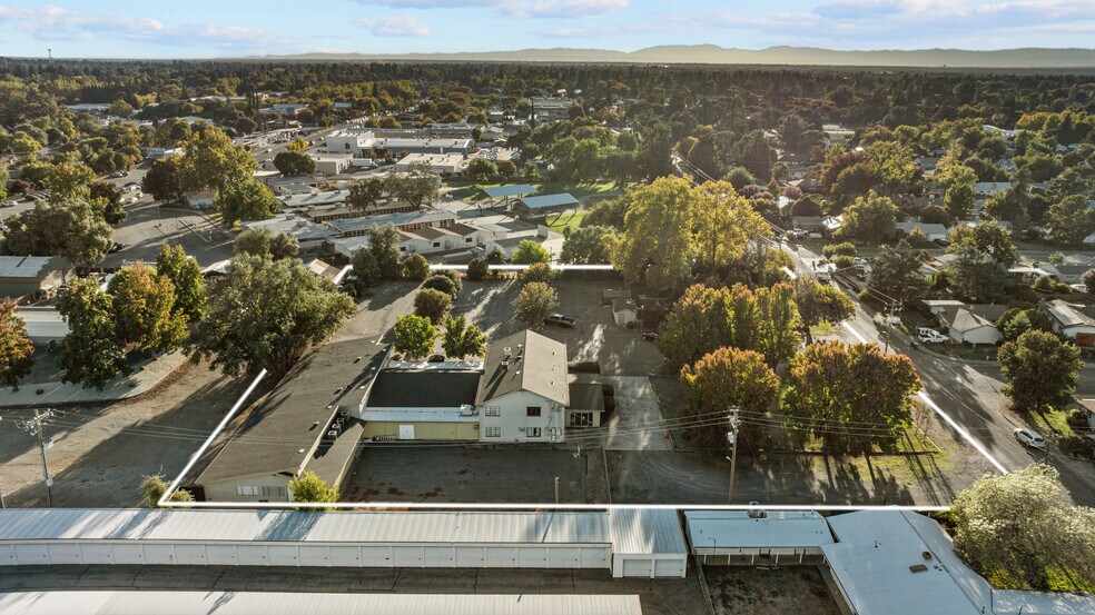 More Photos Of 355 Panama Ave, Chico Flex For Sale