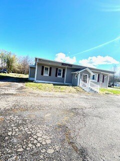 More Photos Of 2125 W Lynchburg Salem Tpke, Bedford Storefront Retail Office For Lease