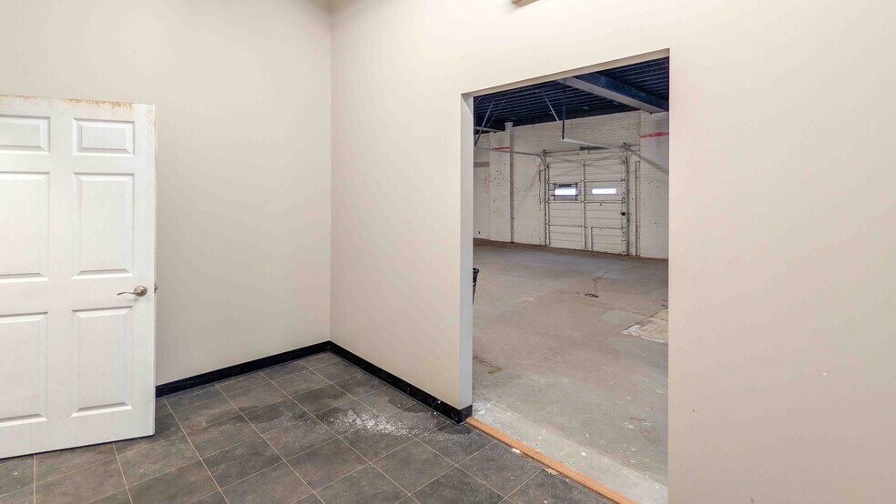 More Photos Of 301 W Water St, Sandusky Restaurant For Sale