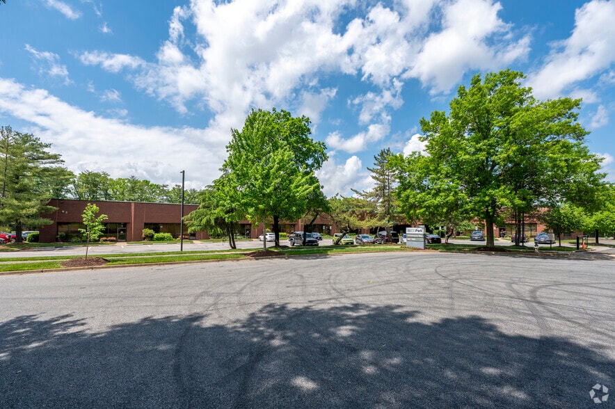 More Photos Of 5200 Philadelphia Way, Lanham Research And Development For Sale
