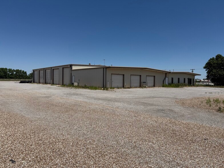 Primary Photo Of 5328 E Market St, Enid Manufacturing For Sale
