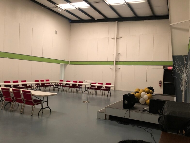 More Photos Of 787 Paden Dr, Lawrenceville Religious Facility For Lease