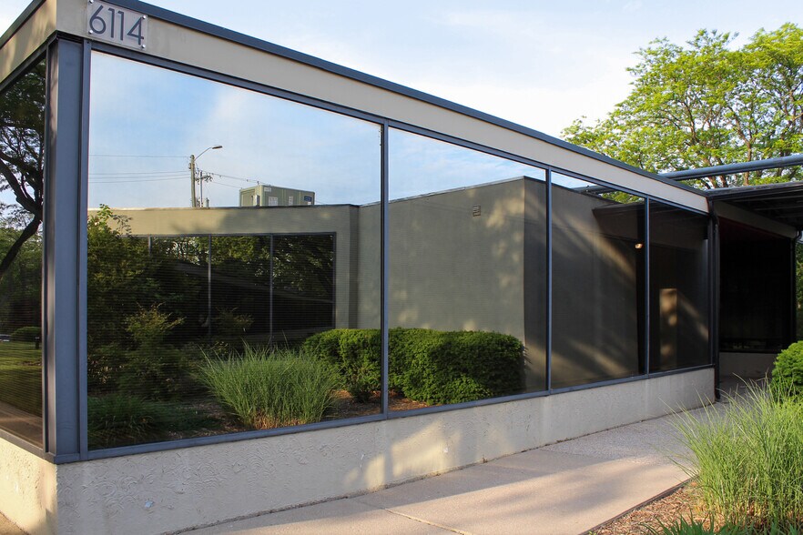 More Photos Of 6112 Constitution Dr, Fort Wayne Office For Lease