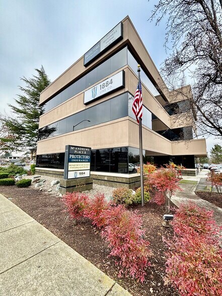 Primary Photo Of 1555 E McAndrews Rd, Medford Medical For Lease