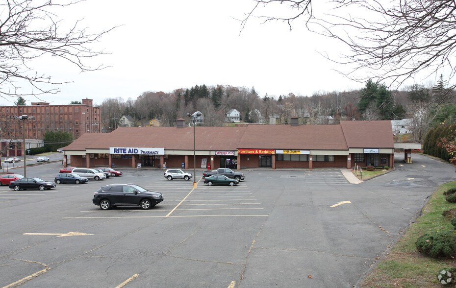 More Photos Of 8 S Main St, Terryville Unknown For Lease