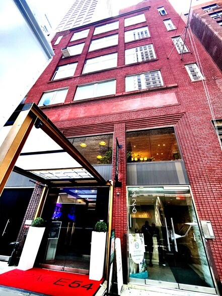 More Photos Of 226 E 54th St, New York Office For Lease