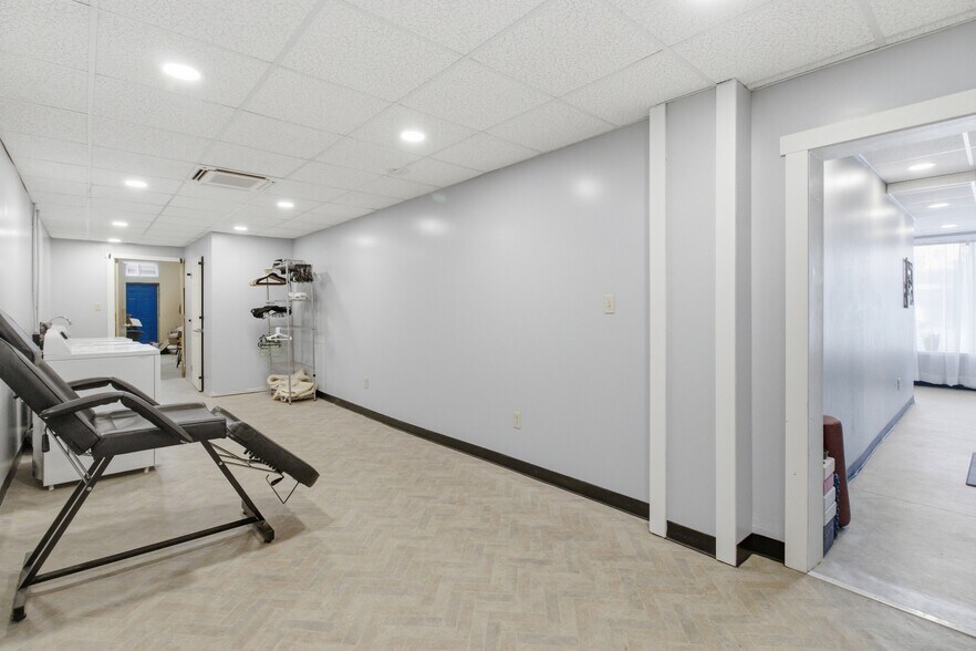 More Photos Of 1081 & 1083 Front St, Philipsburg Flex For Sale